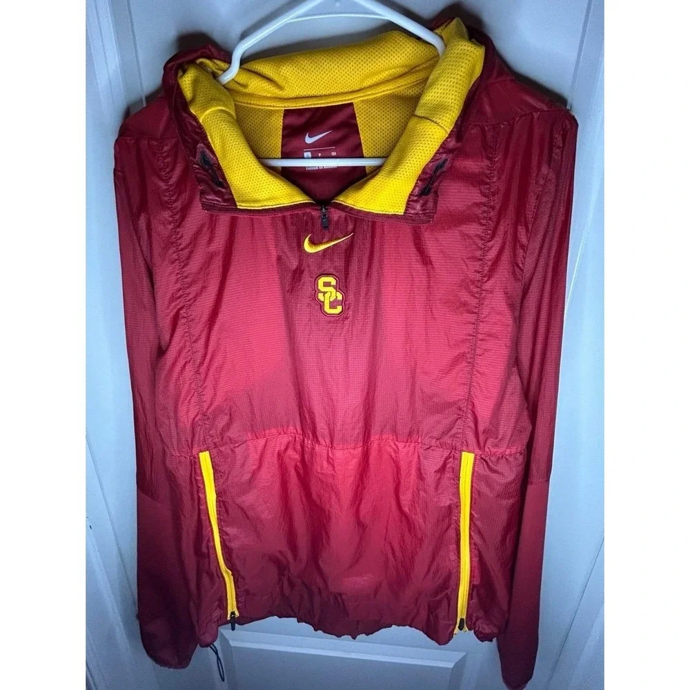 Nike Center Swoosh USC Trojans Official On-Field Apparel Windbreaker Jacket NWOT